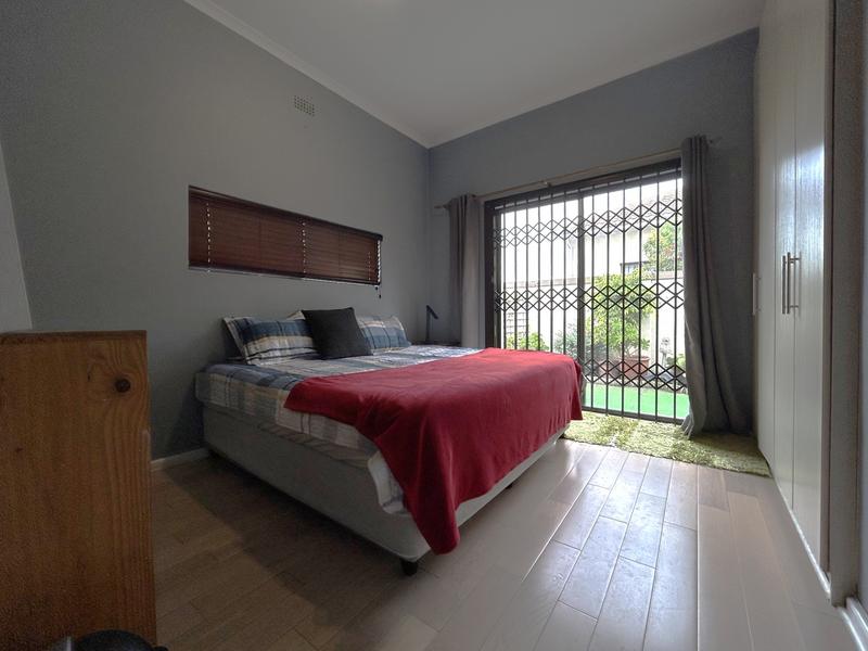 2 Bedroom Property for Sale in Muizenberg Western Cape